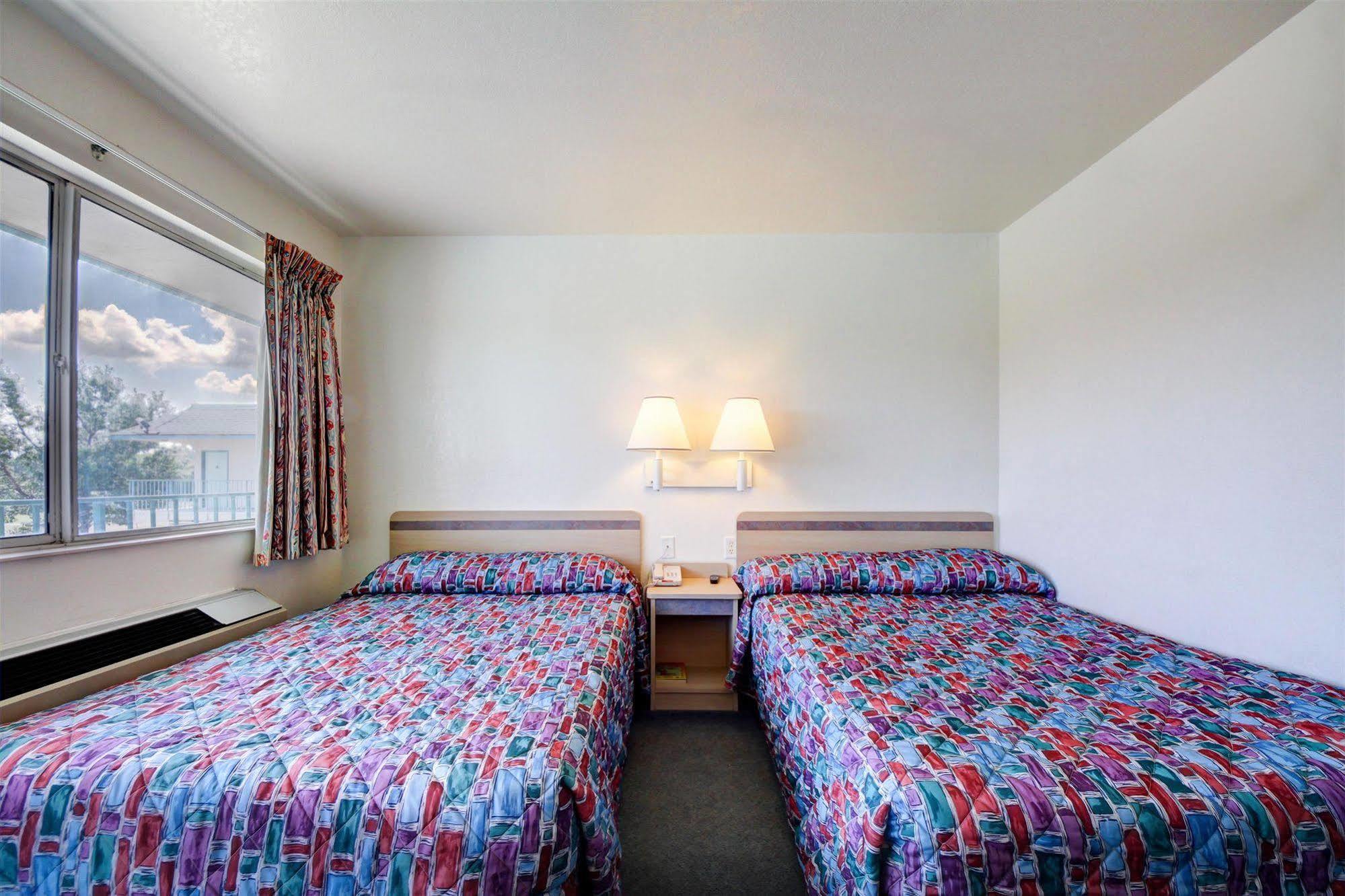 Avera Suites Muskogee Esterno foto