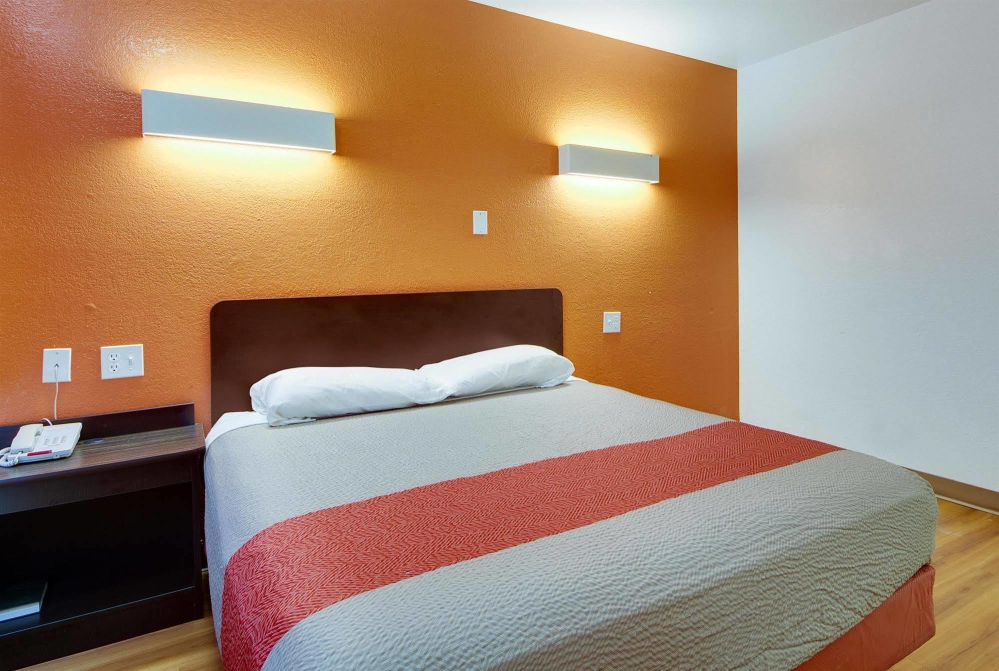 Avera Suites Muskogee Esterno foto